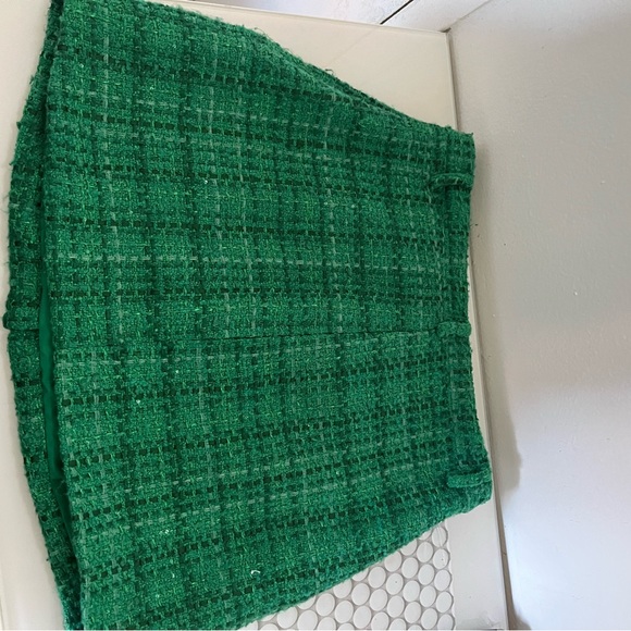 Aqua + Maeve Reilly Green Tweed Button-Front Mini Skirt - Picture 3 of 7